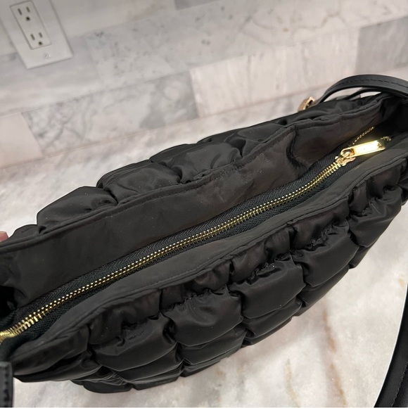 Saint + Sofia Black Quilted Bag with Pouch Set - Picture 7 of 16